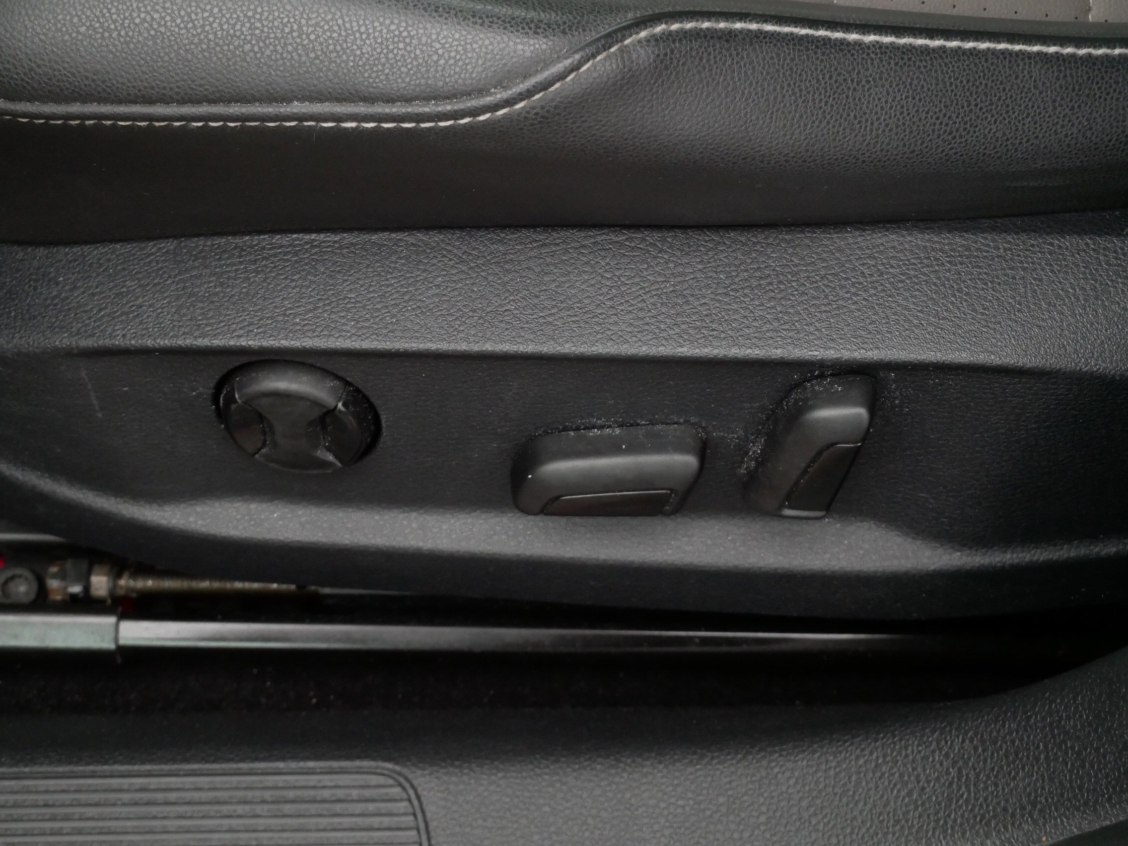 Used 2015 Volkswagen Golf TDI SEL image 19