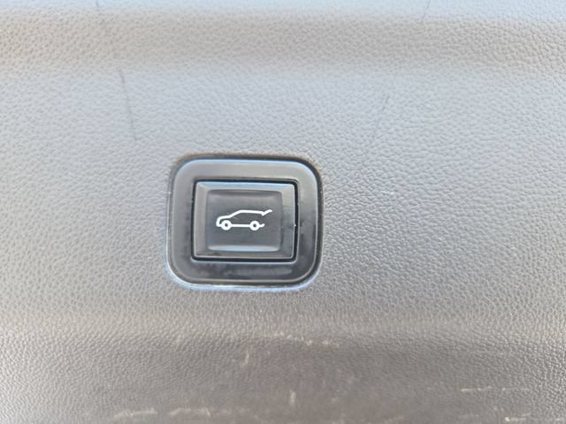 Used 2021 GMC Yukon XL Denali AWD/4WD image 24