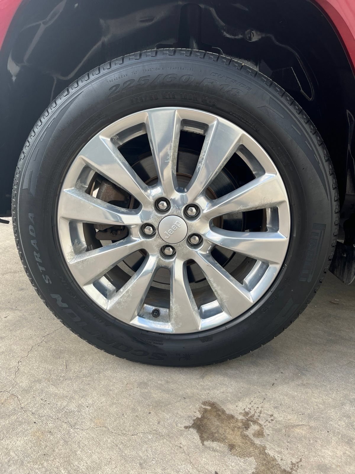 Used 2017 Jeep Cherokee Overland w/ Technology Group FWD image 26