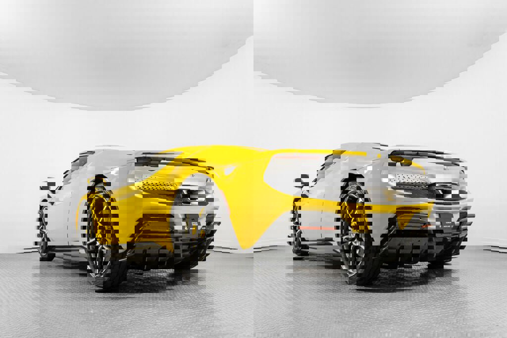 Used 2023 Ferrari 296 GTB image 16