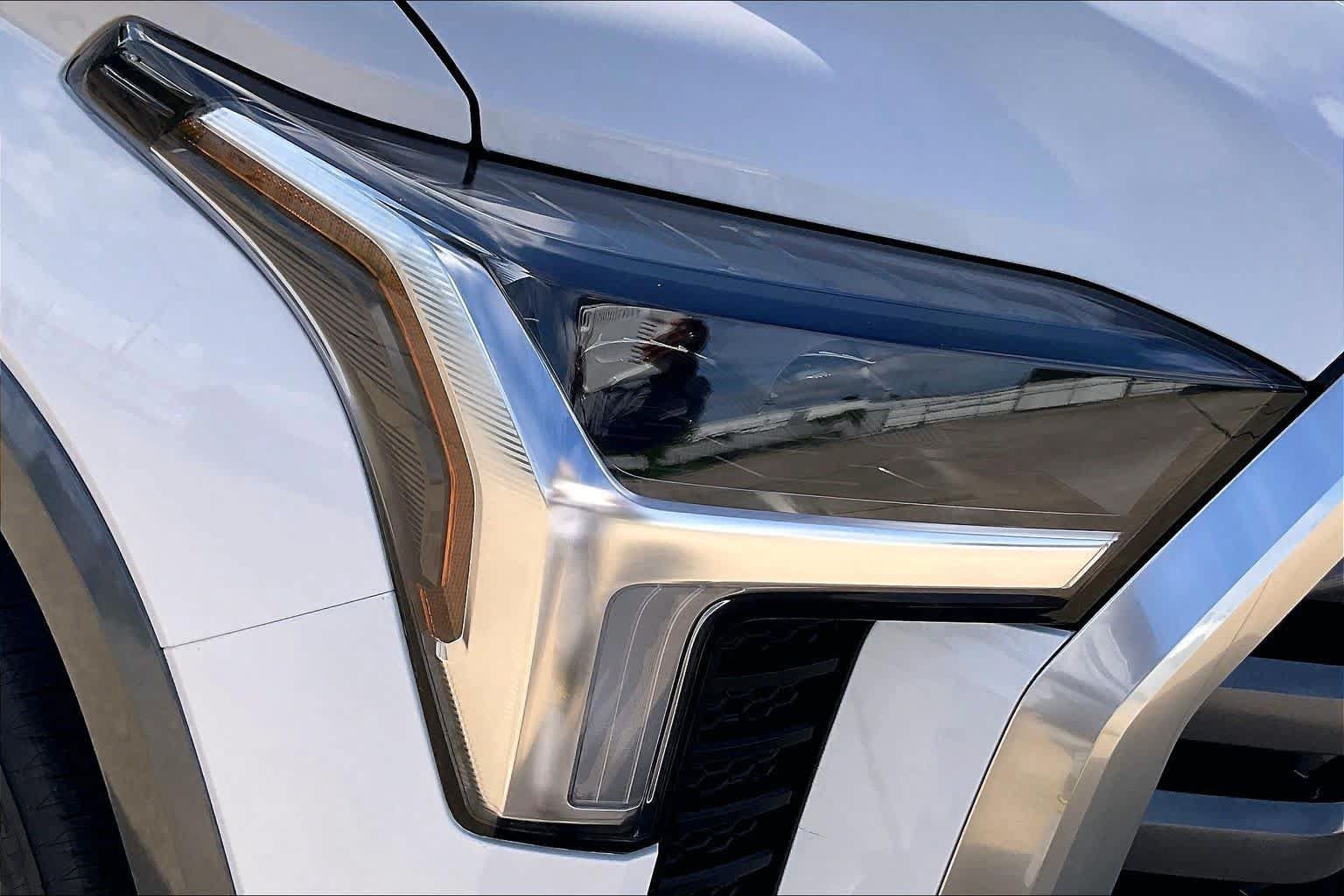 New 2026 Toyota Tundra Limited w/ Power Package AWD/4WD image 13
