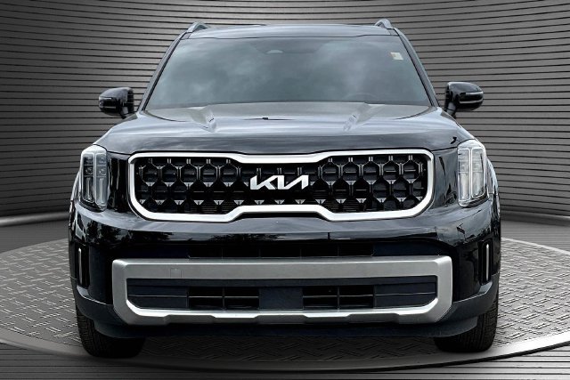Used 2023 Kia Telluride EX X-Line AWD/4WD image 2