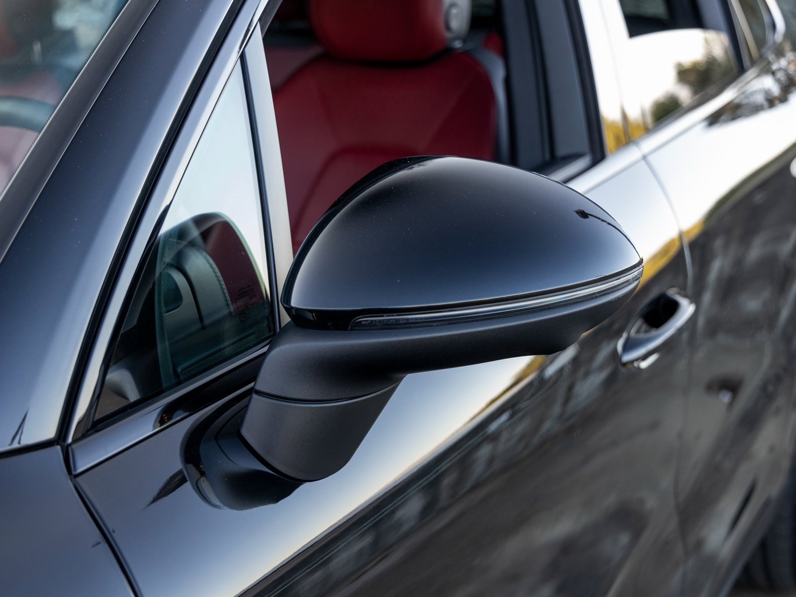 Certified 2025 Porsche Cayenne image 17