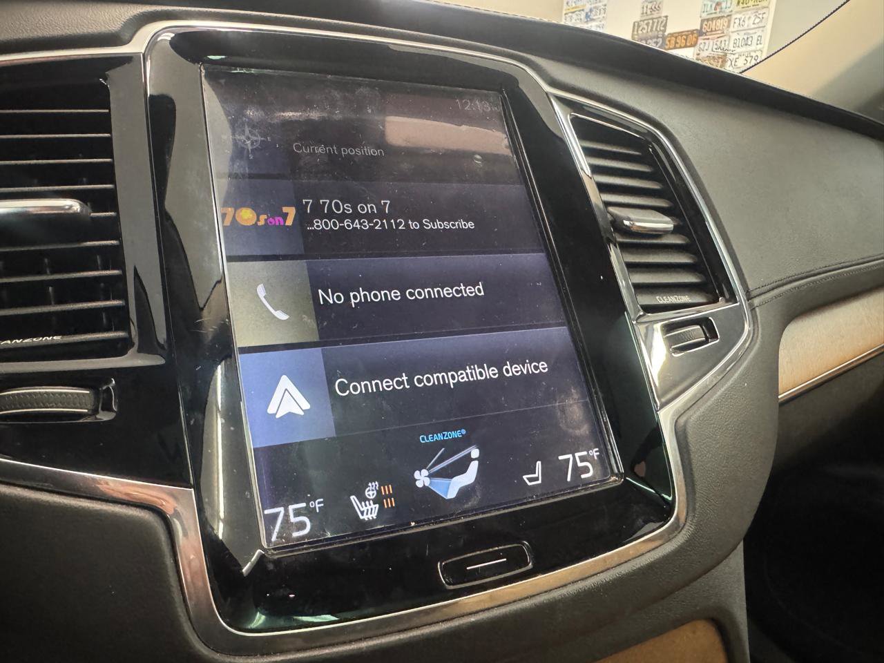 Used 2016 Volvo XC90 T8 Inscription w/ Vision Package image 16