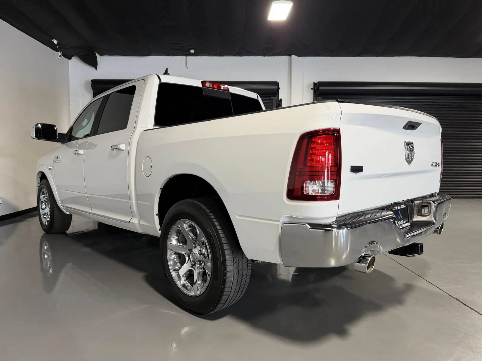 Used 2014 RAM 1500 Laramie w/ Convenience Group AWD/4WD image 6