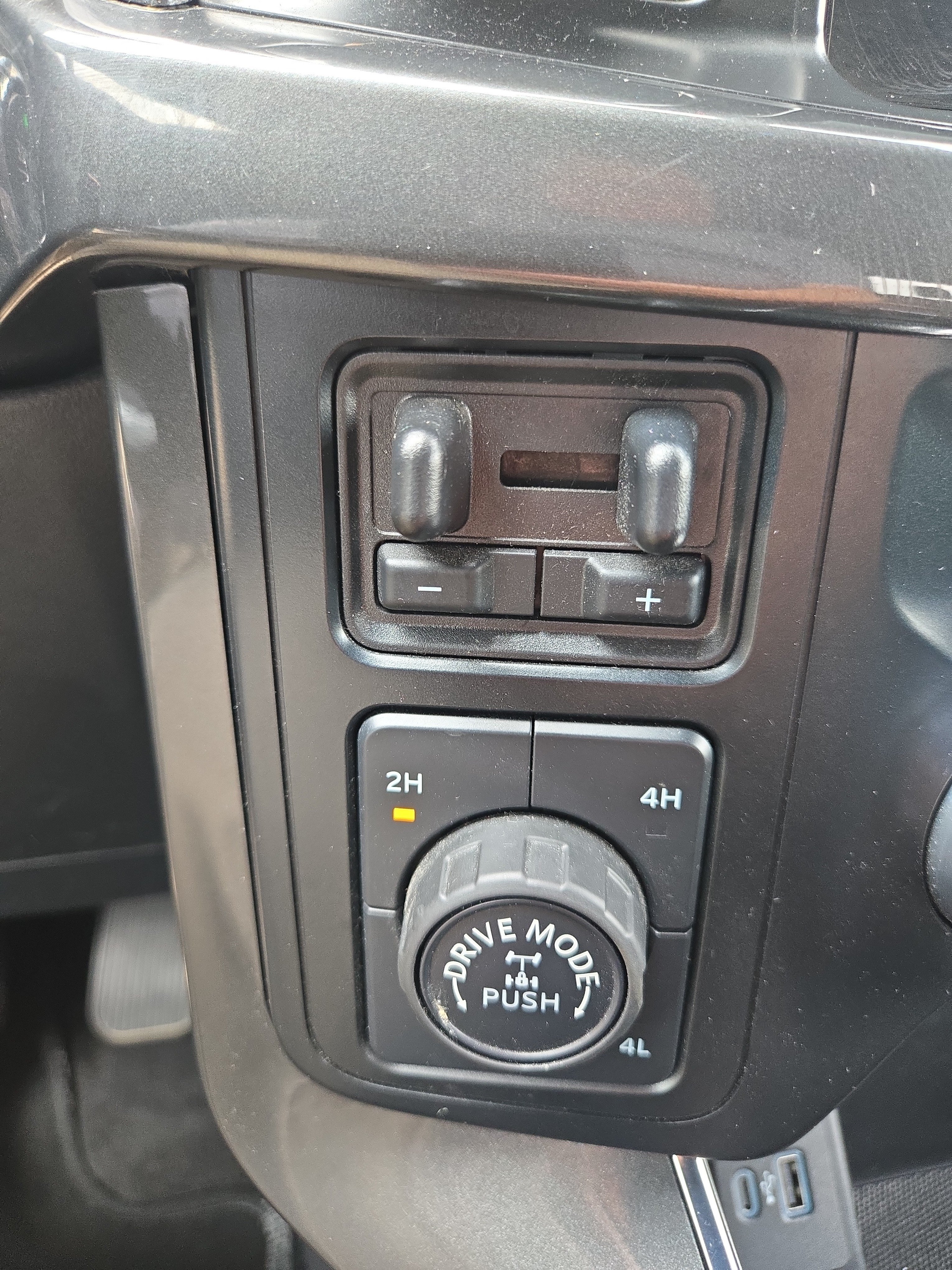 Certified 2023 Ford F150 XLT w/ Equipment Group 302A High AWD/4WD image 31