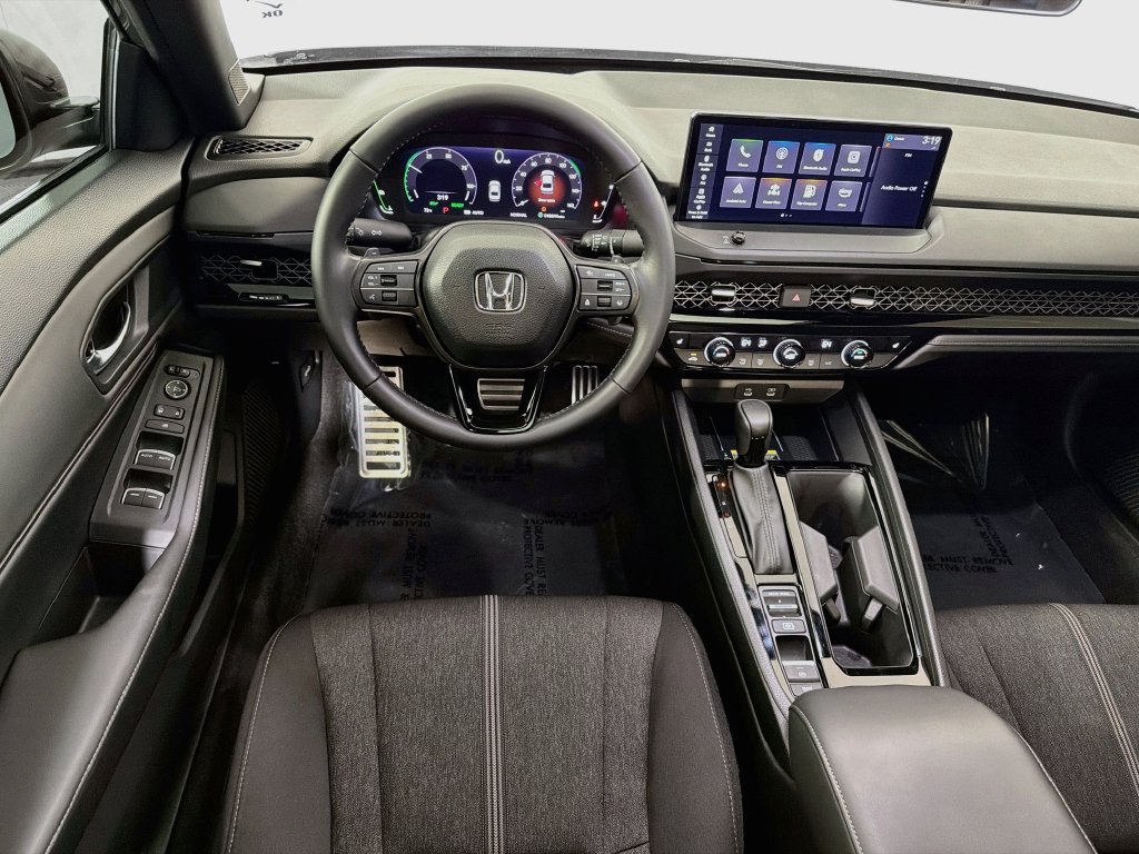 Used 2025 Honda Accord Sport image 22
