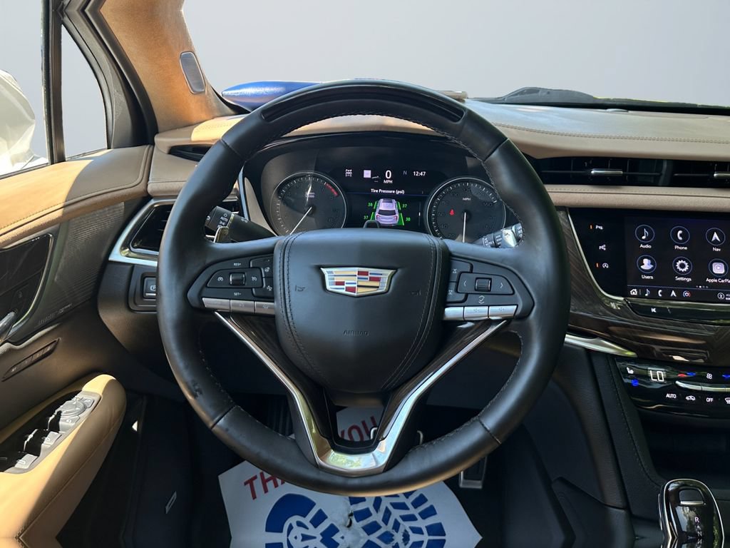 Used 2025 Cadillac XT6 Sport w/ Platinum Package AWD/4WD image 12