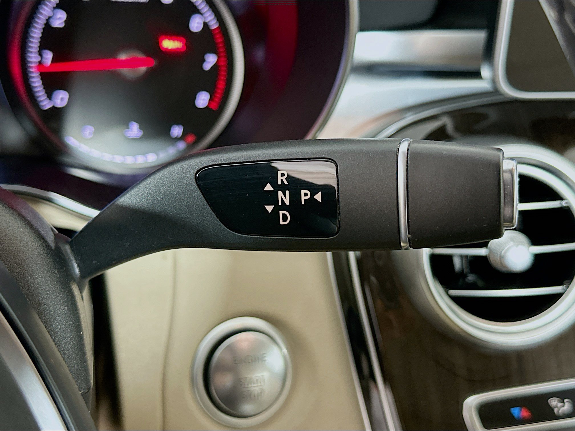 Used 2018 Mercedes-Benz C 300 Sedan image 24
