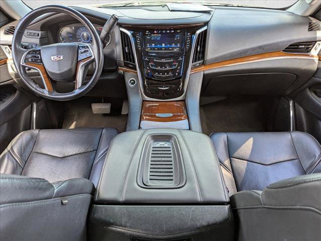 Used 2019 Cadillac Escalade Premium Luxury image 19