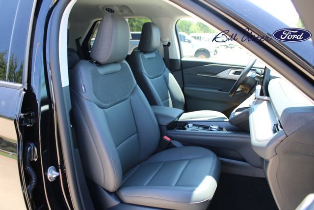New 2026 Ford Explorer Active w/ Active Comfort Package RWD image 7