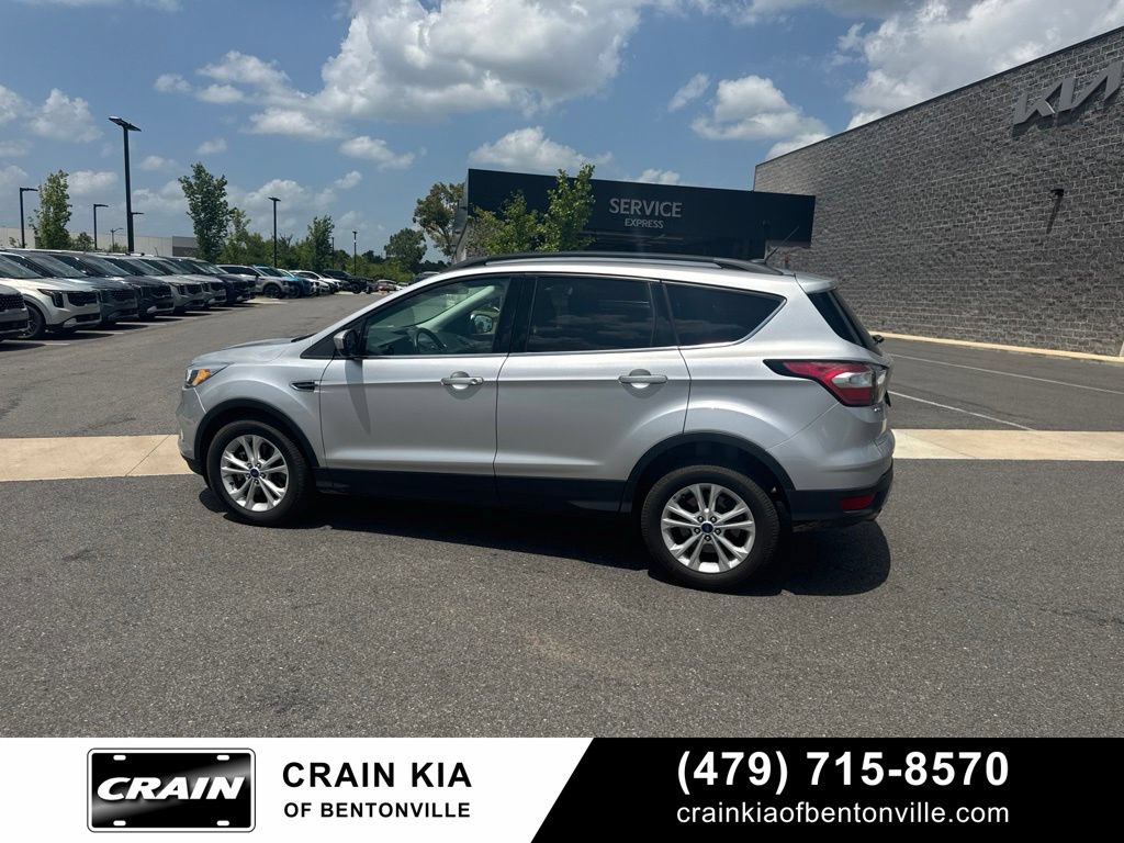 Used 2018 Ford Escape SE AWD/4WD image 3