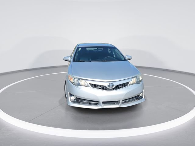 Used 2014 Toyota Camry SE FWD image 3