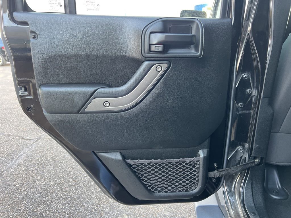 Used 2018 Jeep Wrangler Unlimited Sport S image 16