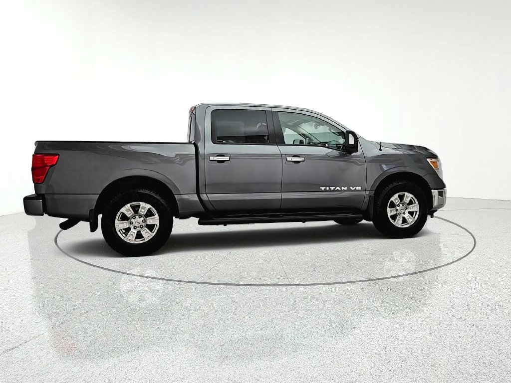 Used 2019 Nissan Titan SV w/ SV Convenience Package AWD/4WD image 4