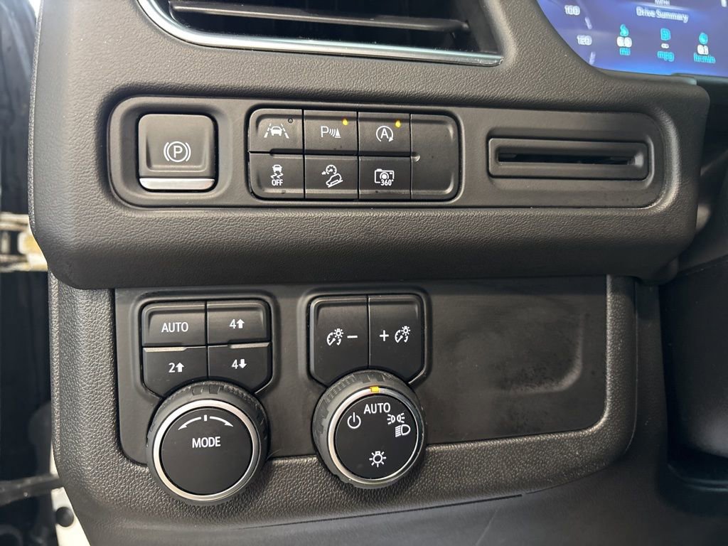 Used 2023 Chevrolet Tahoe Z71 w/ Luxury Package image 42