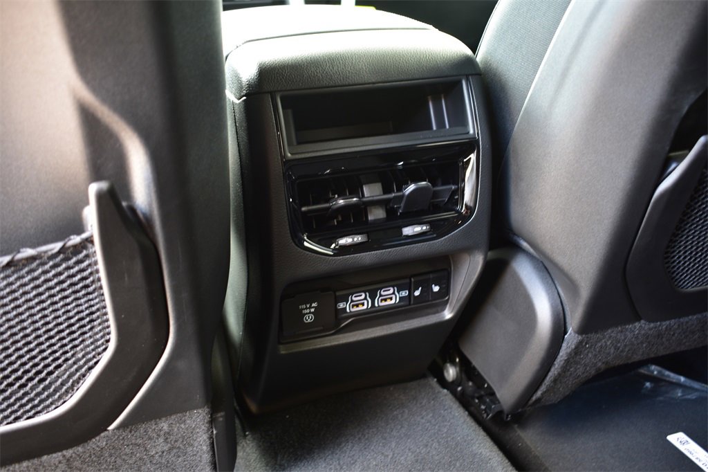 New 2024 Jeep Grand Cherokee Limited 4xe image 26