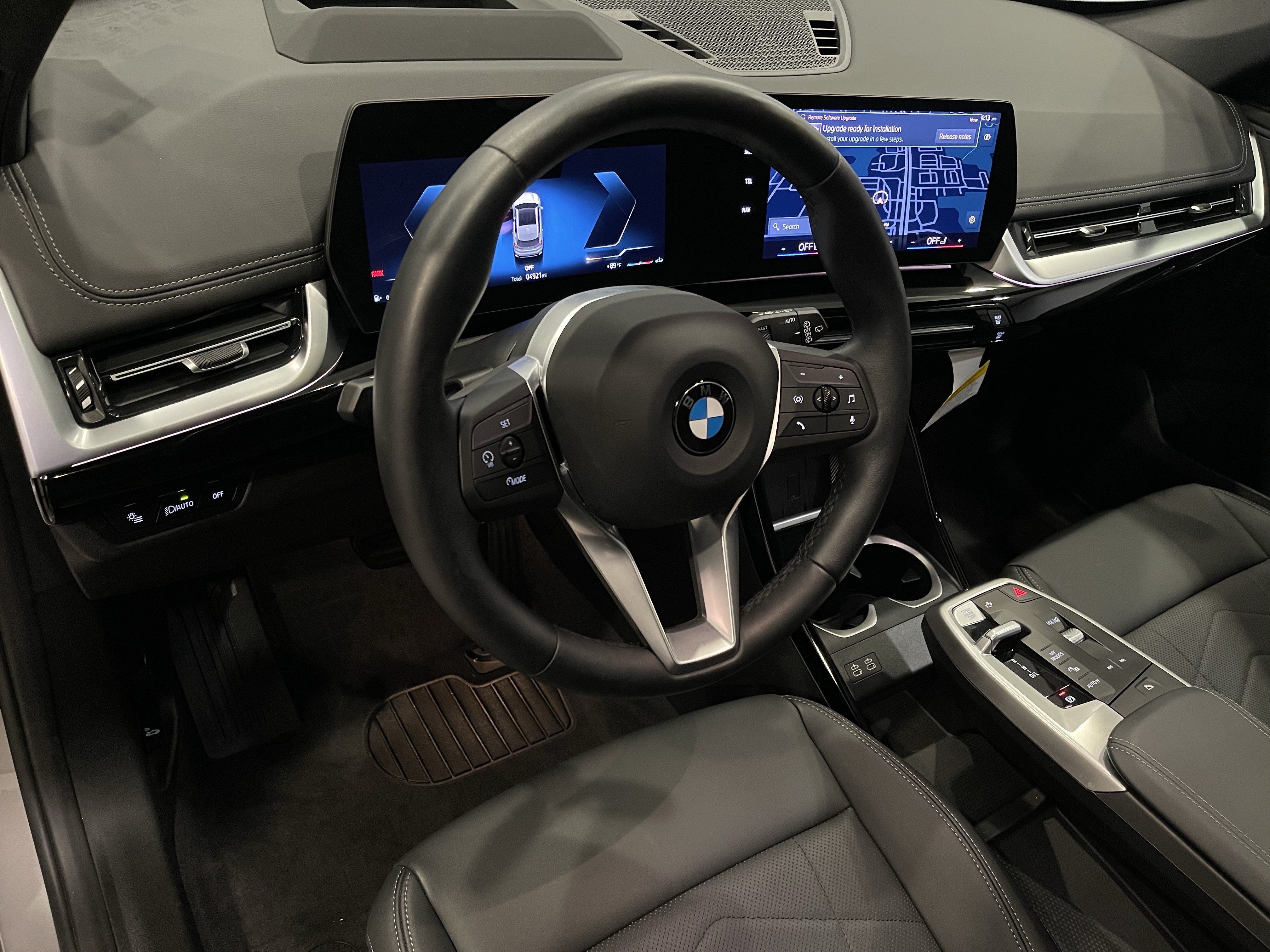Used 2026 BMW X1 xDrive28i w/ Technology Package AWD/4WD image 13