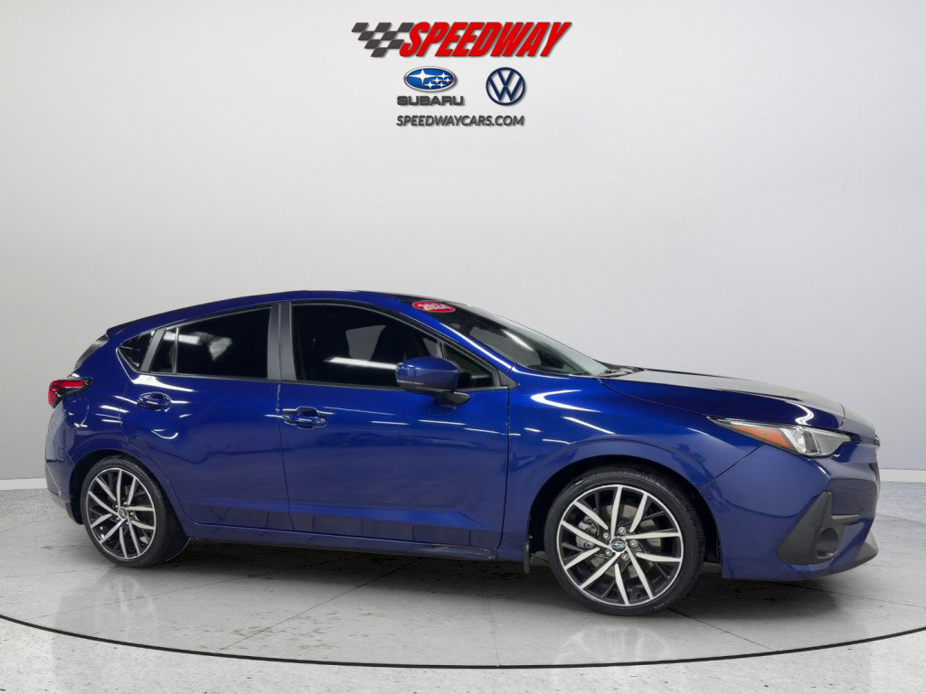 Used 2024 Subaru Impreza 2.0i Sport AWD/4WD image 3