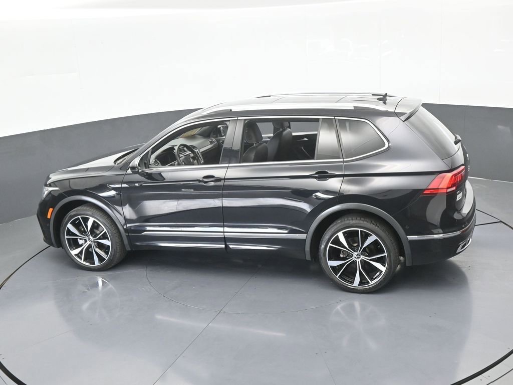 Used 2022 Volkswagen Tiguan SEL R-Line image 58
