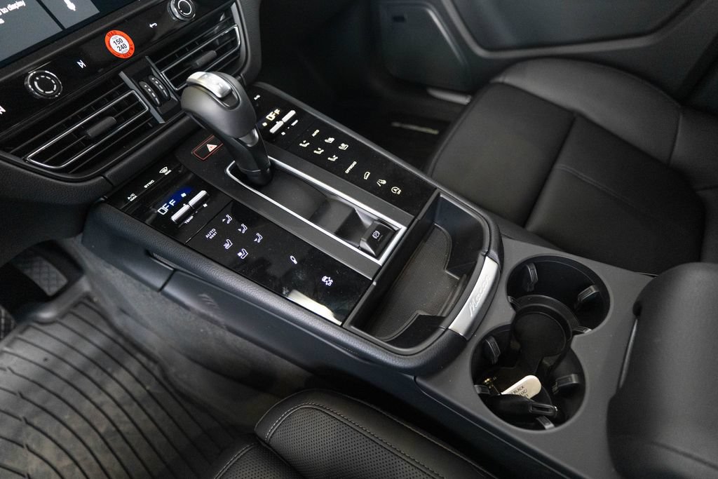 New 2026 Porsche Macan S AWD/4WD image 25