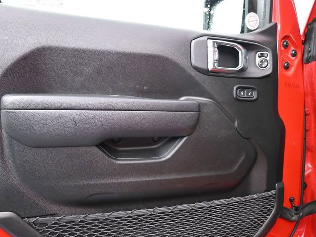 Used 2025 Jeep Wrangler Unlimited Rubicon image 9