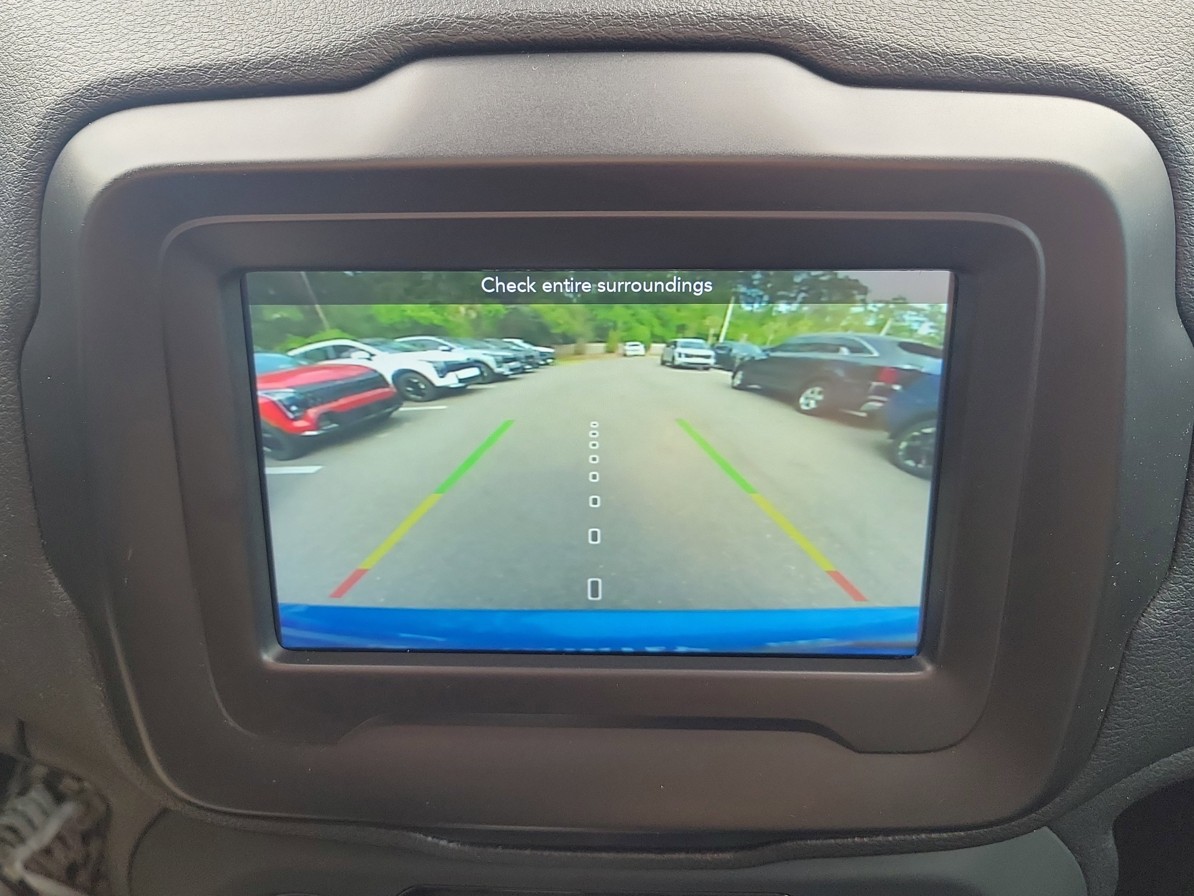 Used 2021 Jeep Renegade Latitude AWD/4WD image 34