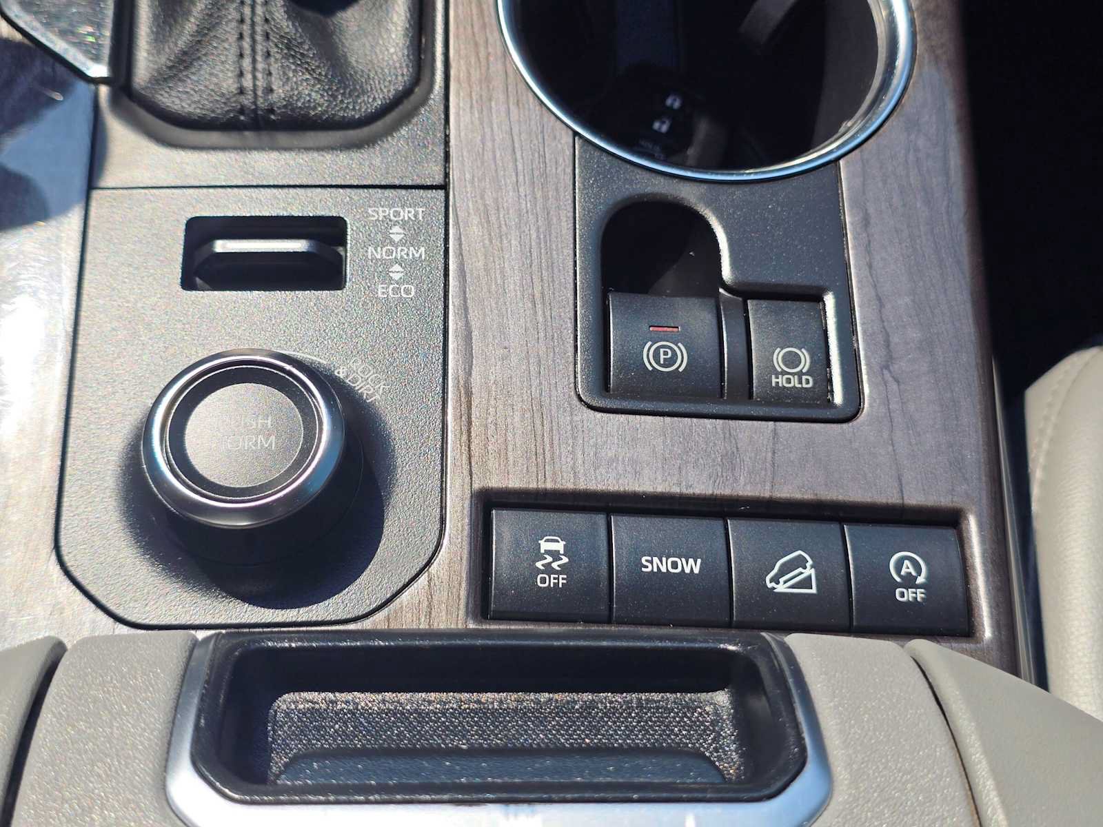 Used 2021 Toyota Highlander Limited AWD/4WD image 31