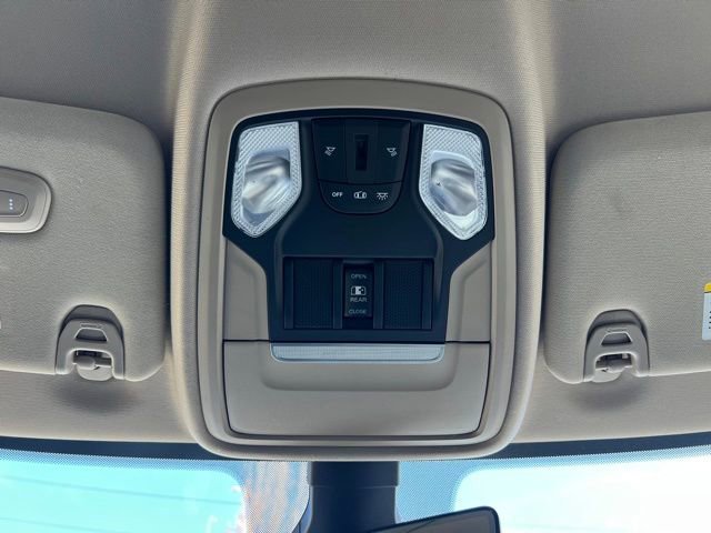 Used 2020 RAM 3500 Big Horn w/ Level 2 Equipment Group AWD/4WD image 28