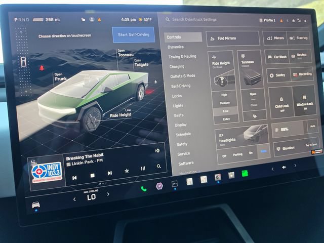 Used 2024 Tesla Cybertruck Cyberbeast AWD/4WD image 35