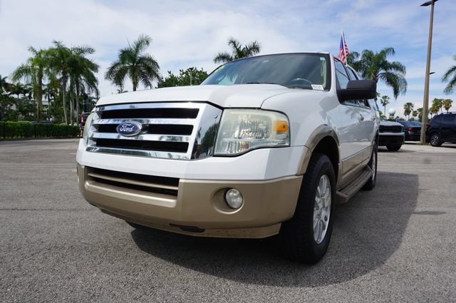 Used 2014 Ford Expedition XLT w/ Equipment Group 202A RWD image 19