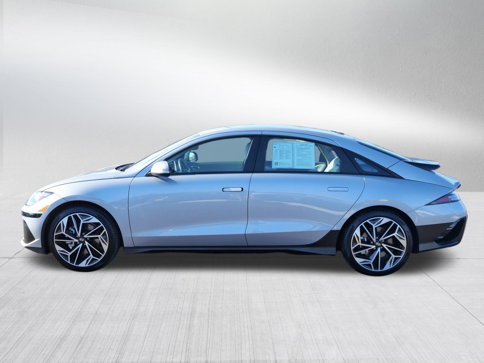 Certified 2024 Hyundai Ioniq 6 SEL image 4