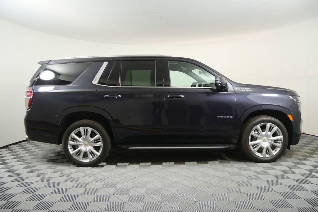 Used 2023 Chevrolet Tahoe High Country image 2