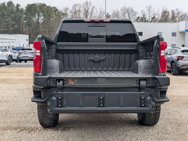 New 2026 Chevrolet Silverado 1500 ZR2 w/ Dark Appearance Package AWD/4WD image 31