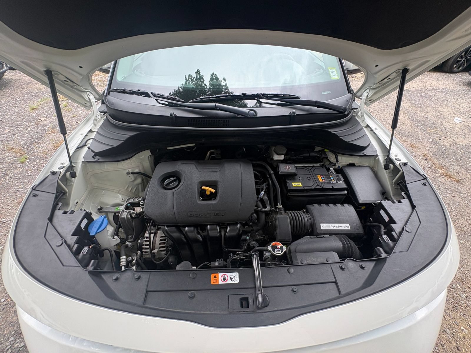 Used 2025 Kia Soul LX w/ LX Technology Package FWD image 29