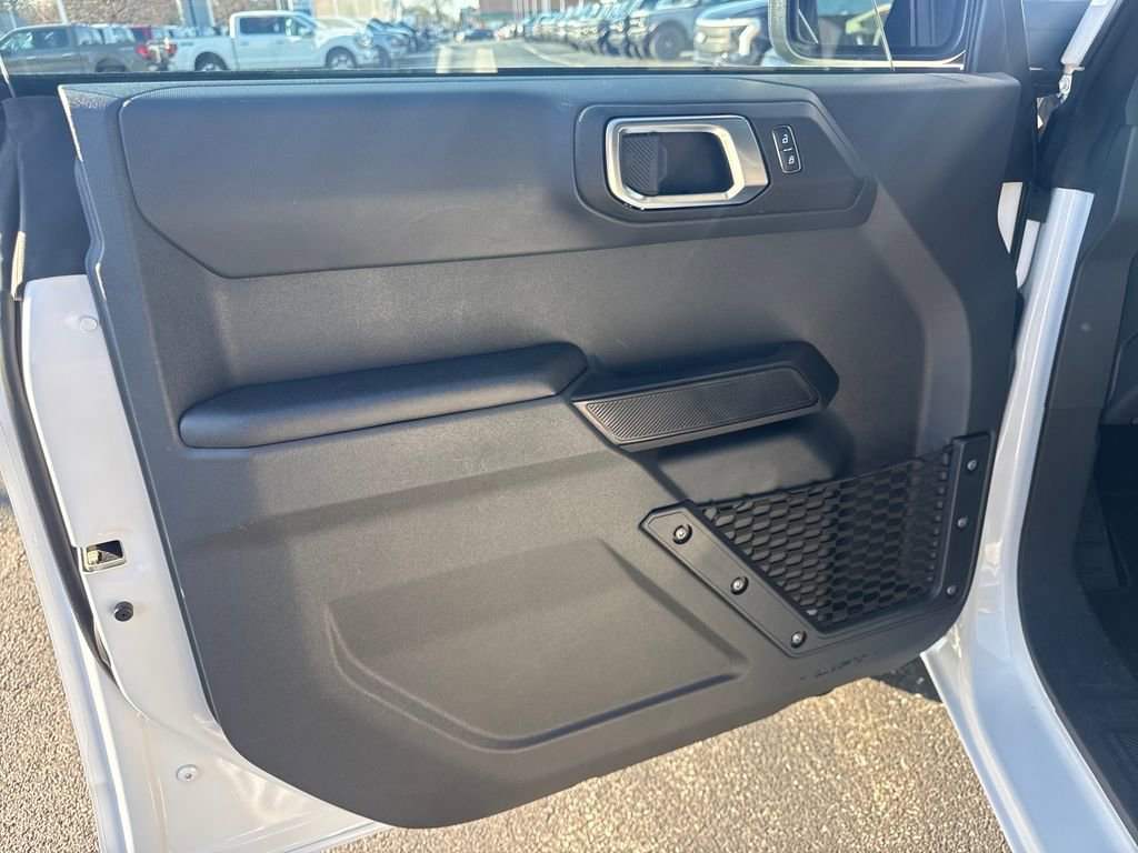 Used 2025 Ford Bronco Big Bend image 27