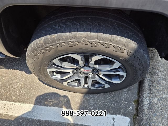 Used 2024 GMC Canyon AT4 AWD/4WD image 10