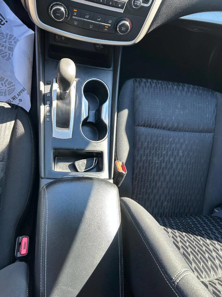 Used 2018 Nissan Altima 2.5 S w/ S Convenience Package image 27