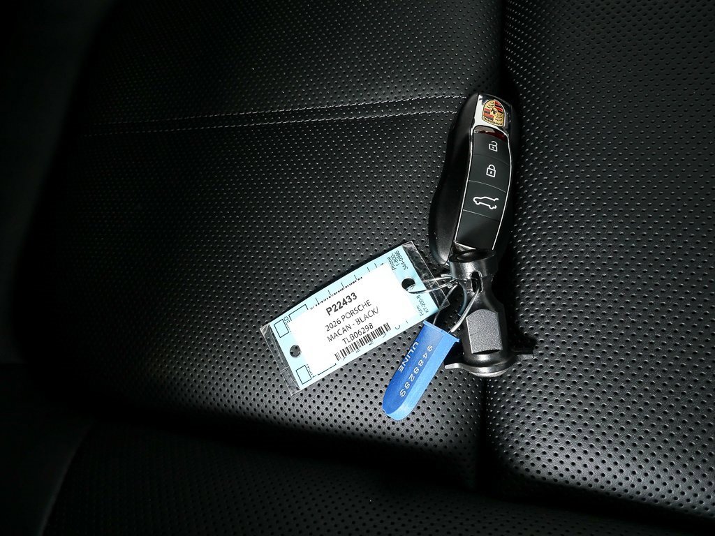 New 2026 Porsche Macan image 27