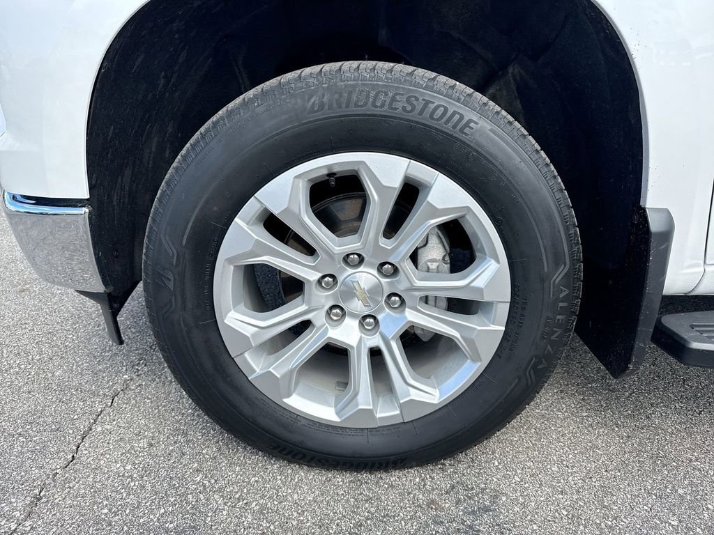 Used 2023 Chevrolet Silverado 1500 LTZ w/ LTZ Premium Package image 10