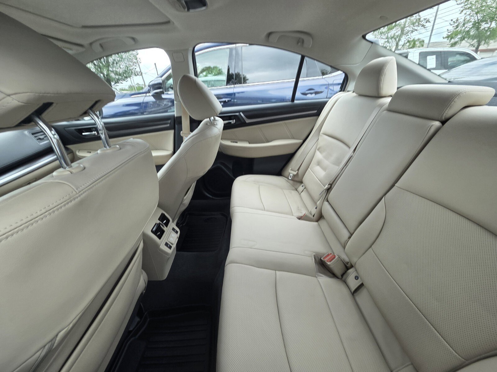 Used 2019 Subaru Legacy 2.5i Limited w/ Popular Package #2A AWD/4WD image 9