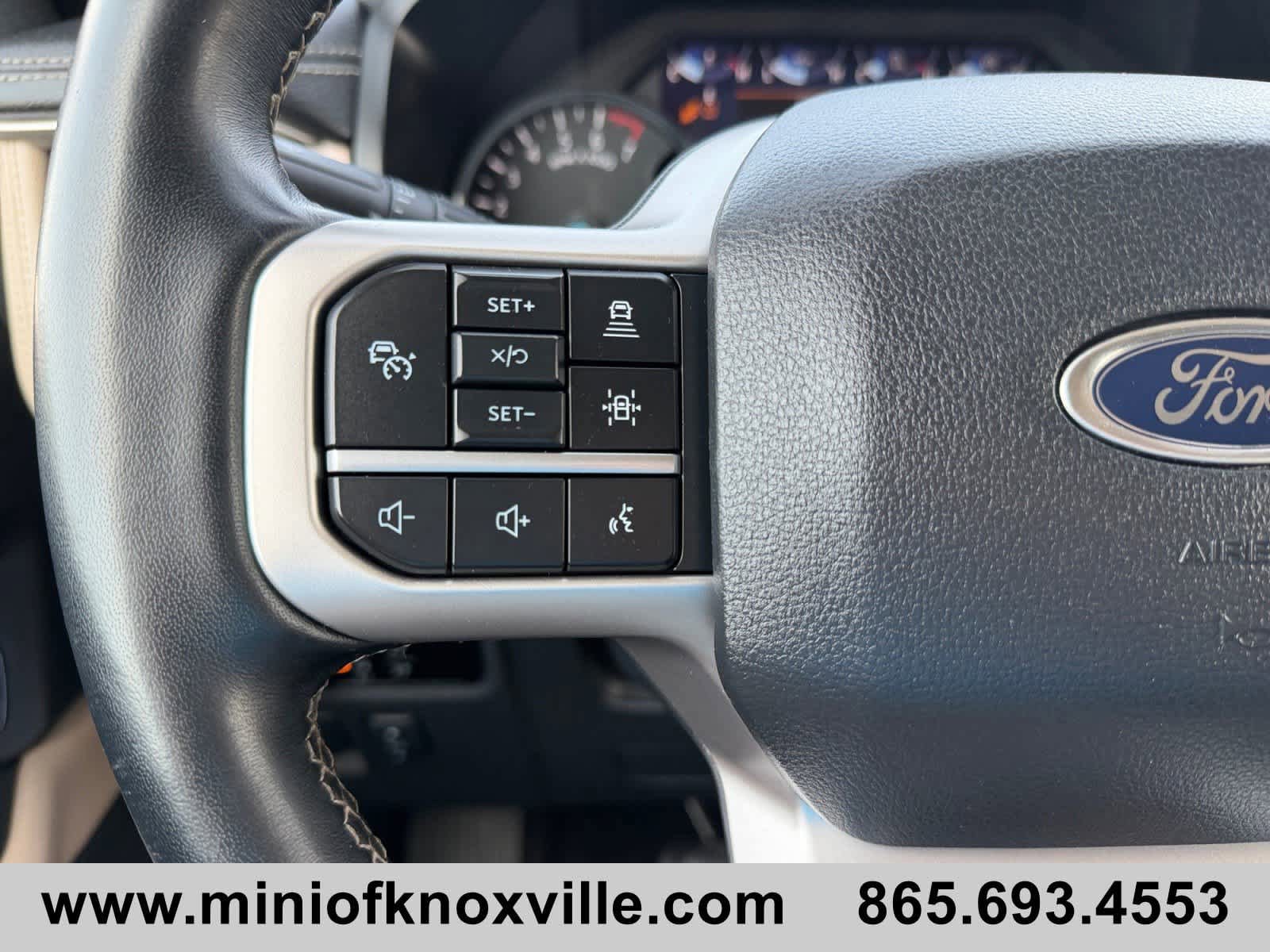 Used 2024 Ford Expedition Max Limited AWD/4WD image 29