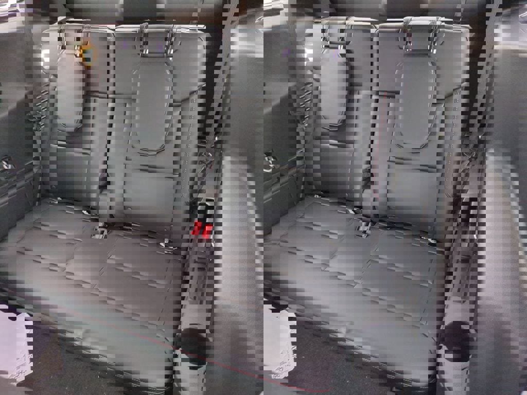 New 2026 Ford Explorer ST-Line image 27