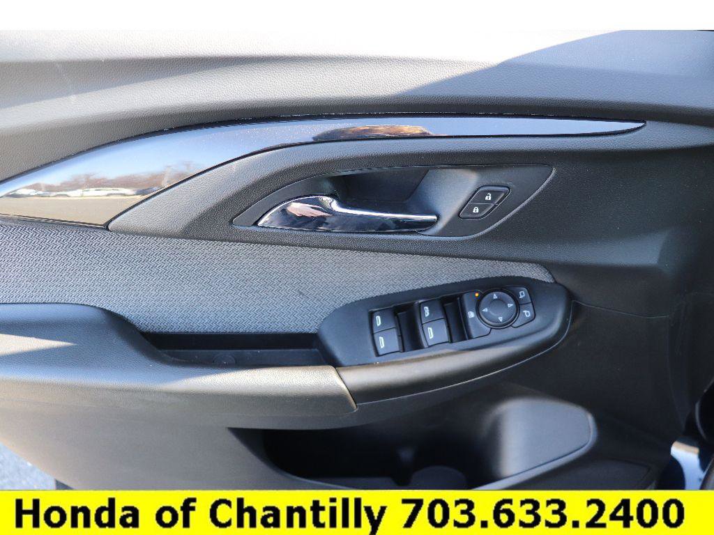 Used 2021 Chevrolet TrailBlazer LT w/ Convenience Package image 21