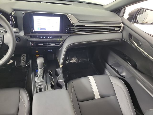 Used 2026 Toyota Camry SE w/ Convenience Package FWD image 17