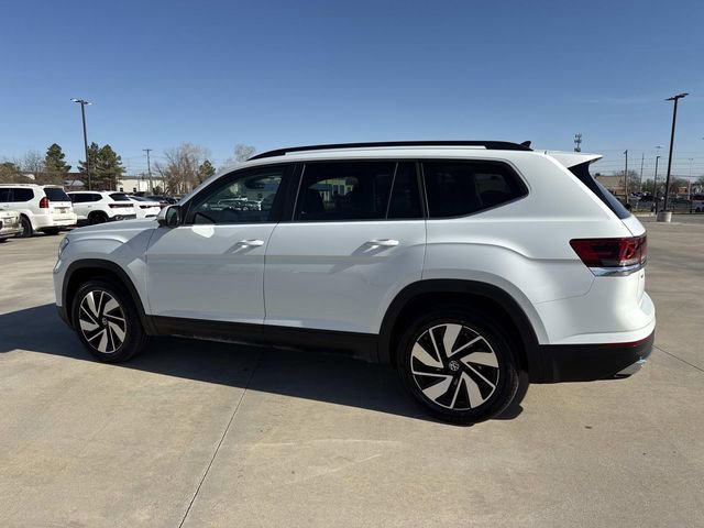 Used 2025 Volkswagen Atlas SE image 6