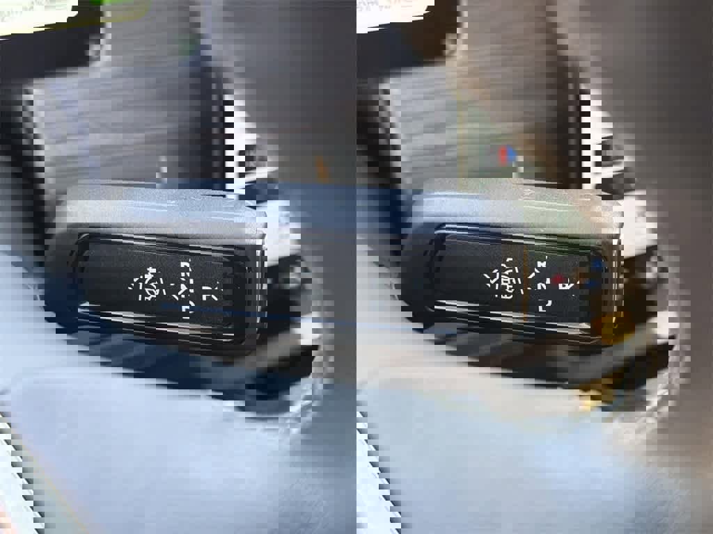 Used 2023 Rivian R1T Adventure image 15