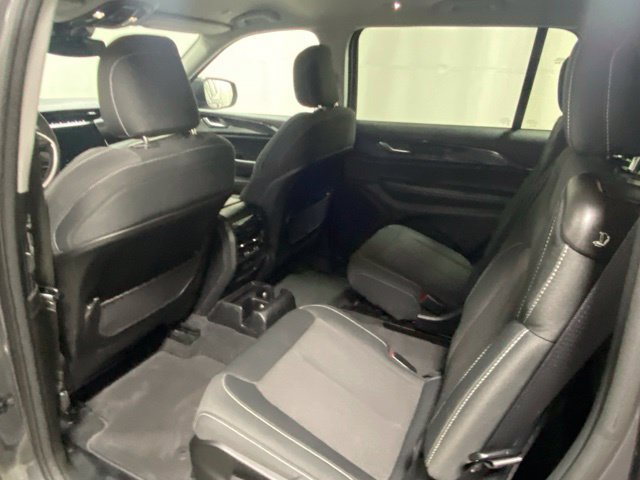Used 2023 Jeep Grand Cherokee L Laredo w/ Luxury Tech Group I AWD/4WD image 12