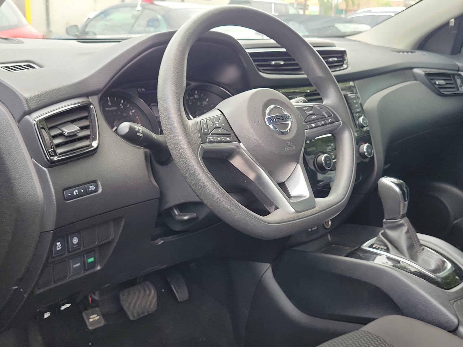 Used 2021 Nissan Rogue Sport S FWD image 6