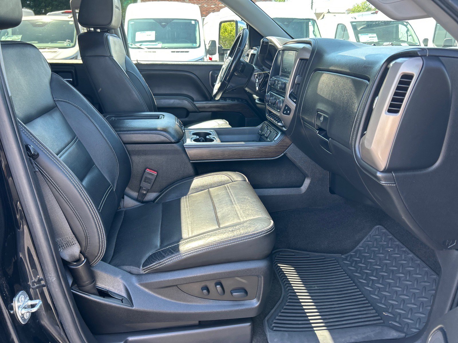 Used 2018 GMC Sierra 1500 Denali w/ Denali Ultimate Package AWD/4WD image 18